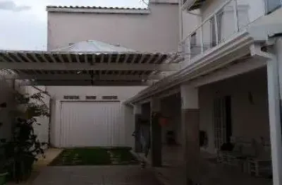 Impecável casa à venda no jardim regina, indaiatuba-sp: 3 quartos, 1 suíte, 2 salas, 2 banheiros, 5 vagas, 280 m².