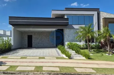 Residência London Park : Casa em Condomínio com 3 Suítes, 2 Salas e 4 Vagas em Indaiatuba-SP