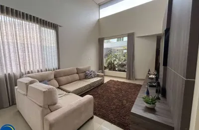 Casa em condomínio de luxo em indaiatuba-sp: 4 quartos, 2 suítes, 214,84m², 2 salas, 5 banheiros, 4 vagas. venha conferir!