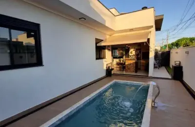 Imperdível oportunidade: casa em condomínio com 3 suítes e piscina em indaiatuba-sp no jardins do império! 4 vagas, 137 m².