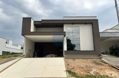 Casa de luxo em condomínio no jardins di roma, indaiatuba-sp: 3 suítes, 2 salas, 4 vagas e 190m² de área. venha conferir!