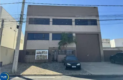 Galpão industrial à venda em indaiatuba-sp - comercial vitória martini: 2 salas, 2 banheiros, 791,15m² de área. venha conferir!