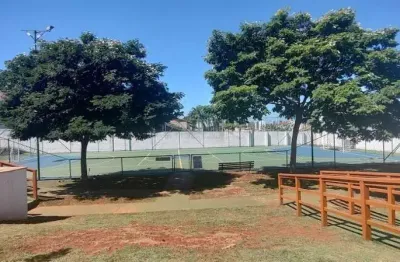 Lote residencial no condomínio jardim residencial dona lucilla