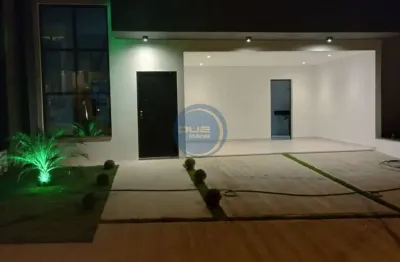 Maravilhosa casa em condomínio à venda no jardim mantova, indaiatuba-sp: 3 quartos, 1 suíte, 2 salas, 2 banheiros, 3 vagas de garagem, 158m²!