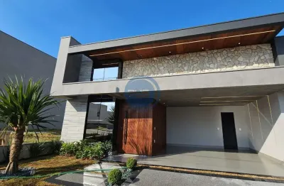 Casa Térrea no Condomínio Evidências em Indaiatuba com 3 Suítes, Piscina e Escritório