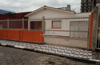 Casa com 4 quartos à venda na Rua Centro, 130, Centro, Mongaguá