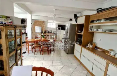 Sobrado amplo, mobiliado e pronto para morar em itanhaém
!