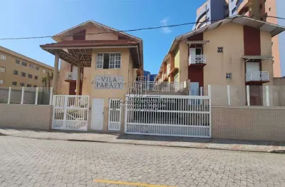 Belo sobrado triplex com 3 dormitórios em condomínio de frente para o mar.