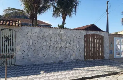 Casa com 3 quartos à venda na Rua Bal.itaóca, 509, Itaóca, Mongaguá