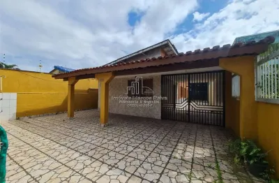 Casa com 3 quartos à venda na Rua Itaoca, 8169, Itaóca, Mongaguá
