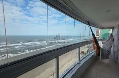 Vista definitiva para o mar em um apartamento impecável e mobiliado – andar alto e localização privilegiada!