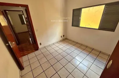 Casa com 3 quartos à venda no Centro, Botucatu 