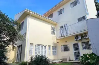 Casa no centro - excelente localização -  botucatu/sp
