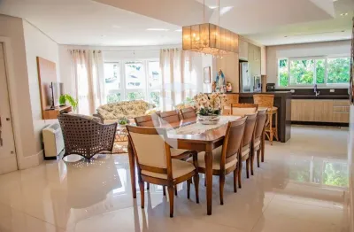 Casa à venda no centro, flores da cunha  por r$ 5.300.000