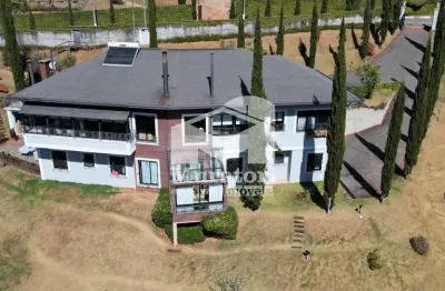 Casa com 5 quartos à venda na Praça São Benedito, 45, Alto do Capivari, Campos do Jordão