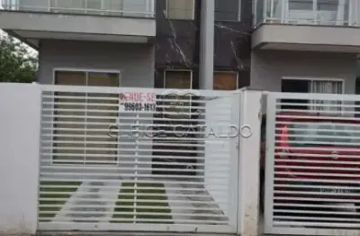 Casa com 2 quartos à venda na servidão das águias, 180, campeche, florianópolis por r$ 460.000