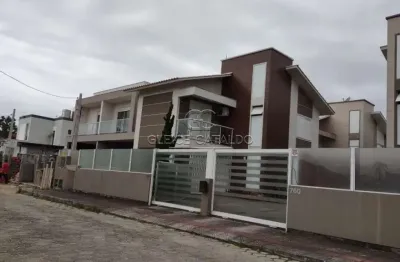 Casa com 4 quartos à venda na rua saul silveira penha, 760, carianos, florianópolis por r$ 1.500.000