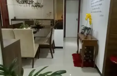 Apartamento de 03 quartos em prédio frente ao mar de itaparica.