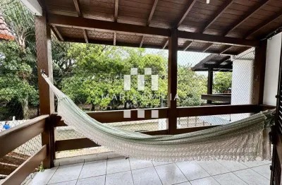 Casa à venda em florianópolis, armação do pântano do sul, com 3 quartos, com 108 m²
