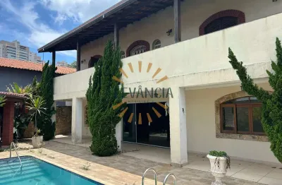 Casa no parque dos príncipes 5 suítes com closet, piscina e área gourmet