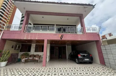 Casa ampla com 4 dormitórios, 3 salas, cozinha e varanda à venda, 300,66 m² por r$ 1.300.000 - manaíra - joão pessoa/pb