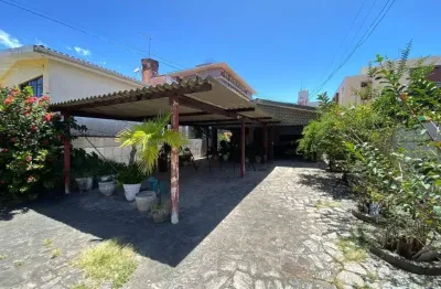 Casa ampla de 1º andar com 7 dormitórios, 2 salas, cozinha e varanda à venda, 400 m² por r$ 3.900.000 - tambaú - joão pessoa/pb