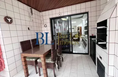 Frente mar com conforto– mobiliado com sacada gourmet/ 3 quartos