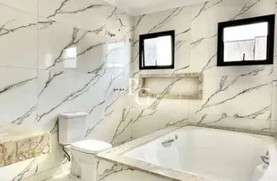 Sobrado com 131m² - 3 dorm.  sendo 1 suíte c/ hidromassagem e ótimo padrão de acabamento