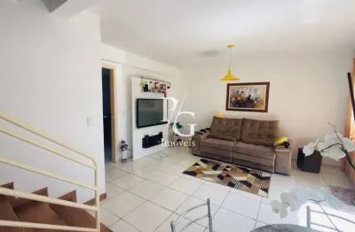 Sobrado à venda no atuba  3 quartos, suíte, condomínio familiar e localização privilegiada!