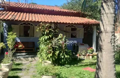 Casa com 2 dormitórios à venda, 90 m² por r$ 570.000 - barroco (itaipuaçu) - maricá/rj