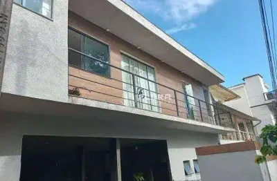 Casa com 4 dormitórios à venda, 300 m² por r$ 1.100.000,00 - itacoatiara - niterói/rj