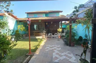 Casa com 2 dormitórios à venda, 110 m² por r$ 590.000,00 - itaipu - niterói/rj