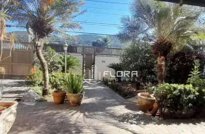 Casa com 3 dormitórios à venda, 246 m² por r$ 950.000 - piratininga - niterói/rj