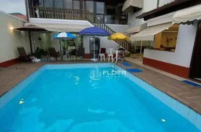 Casa com 4 dormitórios à venda, 415 m² por R$ 1.700.000,00 - Piratininga - Niterói/RJ