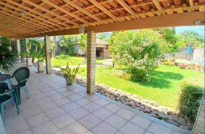 Casa com 3 dormitórios à venda, 218 m² por r$ 900.000,00 - maravista - niterói/rj