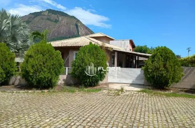 Casa com 3 quartos sendo 1 suíte, Piscina, Canil, em Condomínio Fechado , com 270 m², à venda por Rs 850.000,00 -  Maricá/RJ
