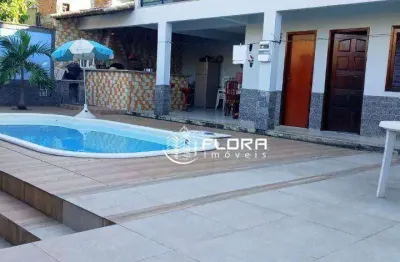 Casa com 4 quartos, sendo 2 suítes, com à 200 m², à venda por r$ 550.000 - maricá/rj