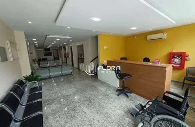 Casa com 12 quartos para alugar por r$ 32.000/mês - icaraí - niterói/rj