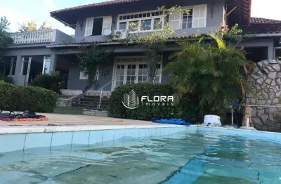 Casa com 5 quartos, sendo 4 suítes, com 285 m², à venda por r$ 1.490.000 - condado de maricá - maricá/rj