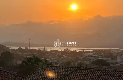 Casa com 2 dormitórios à venda, 132 m² por r$ 730.000 - centro - maricá/rj