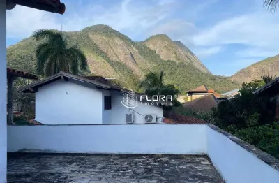 Casa com 5 dormitórios sendo 3 suitesà venda, 301 m² por r$ 1.850.000 - itacoatiara - niterói/rj