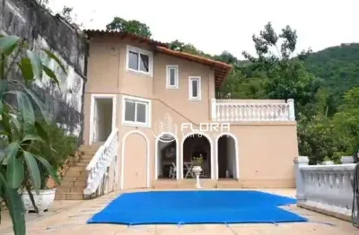Casa com 3 quartos à venda, 400 m² por r$ 2.150.000 - charitas - niterói/rj