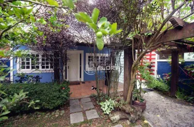 Casa com 6 dormitórios à venda, 300 m² por r$ 890.000,00 - maria paula - niterói/rj
