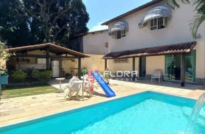 Casa com 4 dormitórios à venda, 220 m² por r$ 890.000,00 - itaipu - niterói/rj