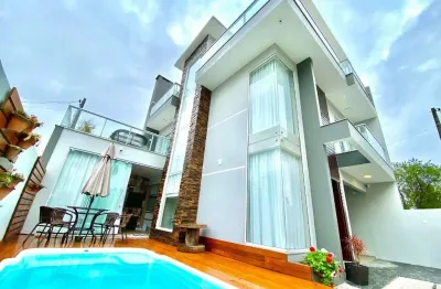 Casa com 3 dormitórios à venda, 242 m² por r$ 1.890.000,00 - itacolomi - balneário piçarras/sc
