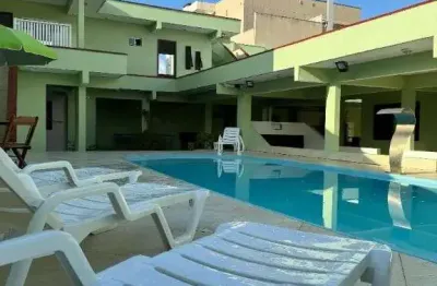 Casa com 6 dormitórios à venda, 598 m² por r$ 3.200.000,00 - meia praia - navegantes/sc
