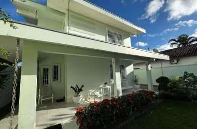 Casa com 4 dormitórios à venda, 300 m² por r$ 2.000.000,00 - gravatá - navegantes/sc