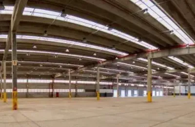 Barracão / Galpão / Depósito para alugar na Avenida dos Autonomistas, Km 18, Osasco