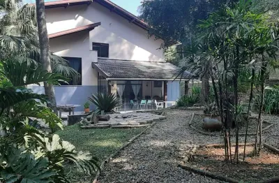 Casa em condomínio para locação em cajamar, alpes dos araçás (jordanésia), 4 dormitórios, 1 suíte, 4 banheiros, 8 vagas