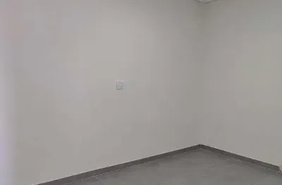 Casa em condomínio fechado com 3 quartos para alugar na Rua Jamile Japur, Vila Carmosina, São Paulo